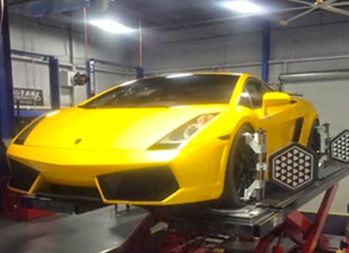 3D сход-развал Lamborghini