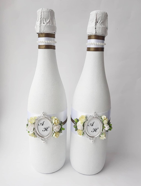 Как украсить шампанское на свадьбу