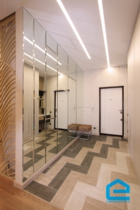 Ремонт квартиры в Перми ЖК Виктория на Революции 21в дизайн-проект коридор прихожая с зеркалами