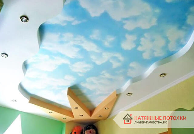 Потолок «Небо» в детской комнате