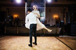 Танец жениха и невесты