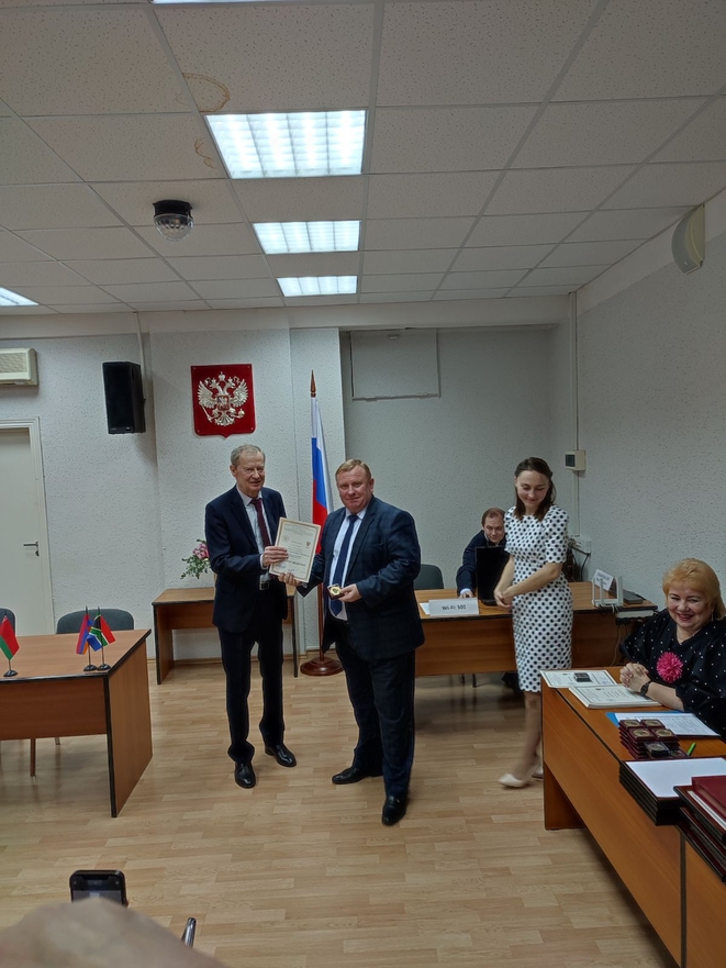 Авчинников