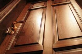 двери деревянные изготовление