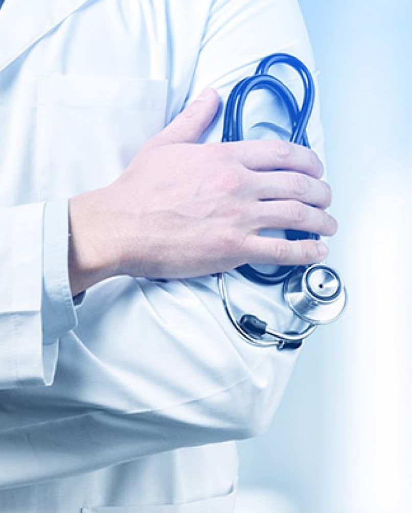 Опытные врачи