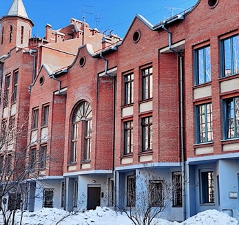 Жилой комплекс ЩЕТИНКИНА, 32 - это элитный кирпичный дом с двух, трех уровневыми квартирами