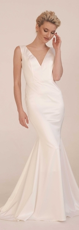 Пошив платья свадебного белого атласного рыбка на заказ по меркам