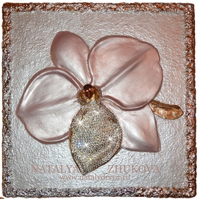 Оригинальное панно - яркий акцент 