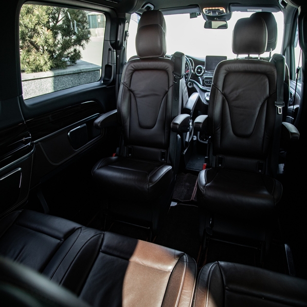 Mercedes V-class салон 3
