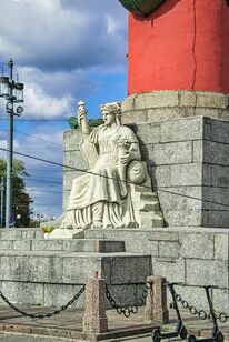 Ростральная колонна на Стрелке Васильевского острова