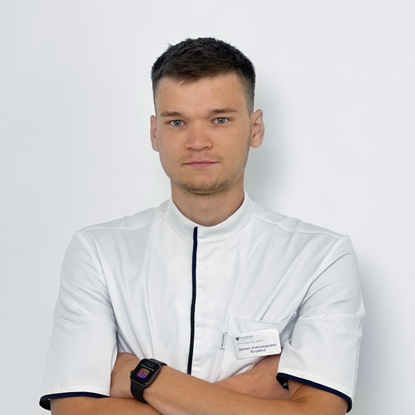 Стоматолог - имплантолог