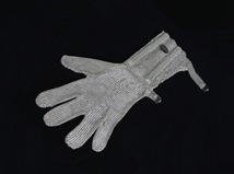 Кольчужная перчатка Dubetter с манжетой 15 см