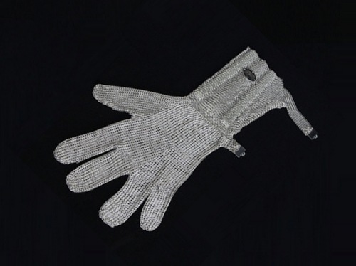 Кольчужная перчатка Dubetter с манжетой 15 см