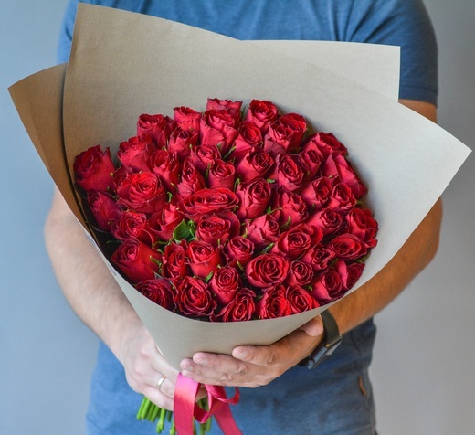 купить букет из 51 красной розы