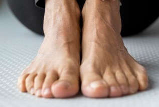 Диагностика синдрома беспокойных ног: причины и лечение 