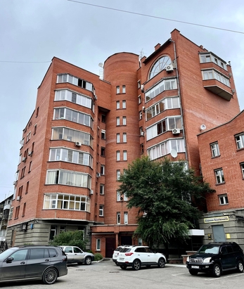 Жилой комплекс «Silver House» - это элитный 16-этажный дом оригинальной архитектуры