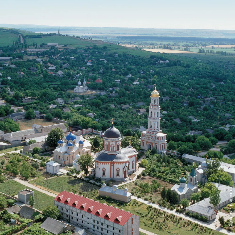 Кицканский Ново-Нямецкий монастырь. Фото А. Паламаря. Тирасполь