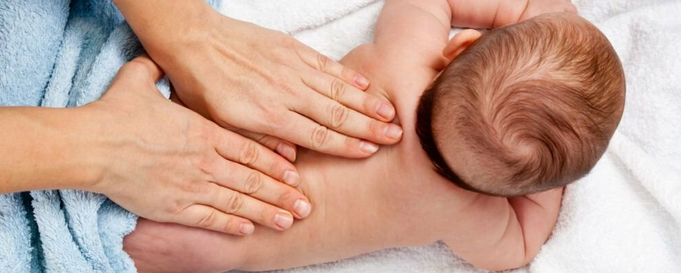 Процесс обучения детскому массажу