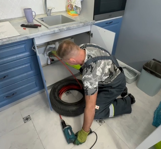 Прочистить канализацию на кухне. Раменское