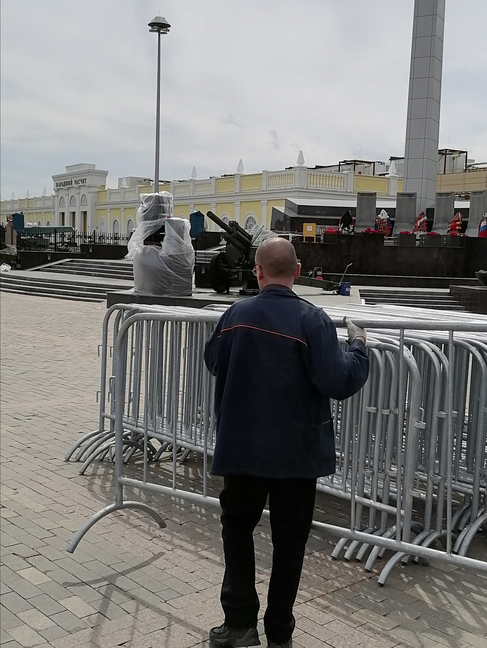 Услуги грузчиков в Верхней Пышме. Переезды. Грузоперевозки.