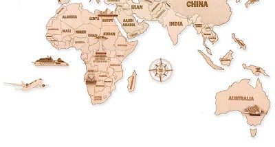 деревянная карта мира