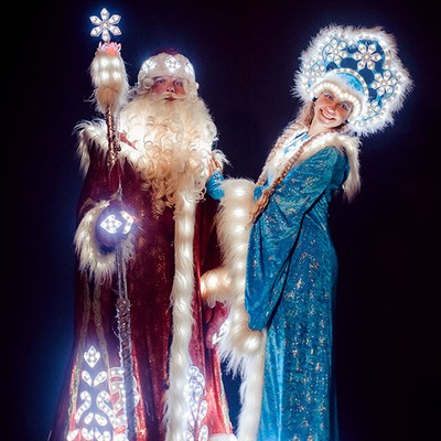 Светодиодные костюмы Деда Мороза и Снегурочка