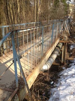 Требуется ремонт старого моста