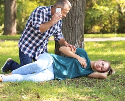 Оказание первой помощь при судорожном эпилептическом припадке