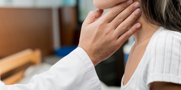 Симптомы гипотиреоза щитовидки у женщин и лечение препаратом Новотирал